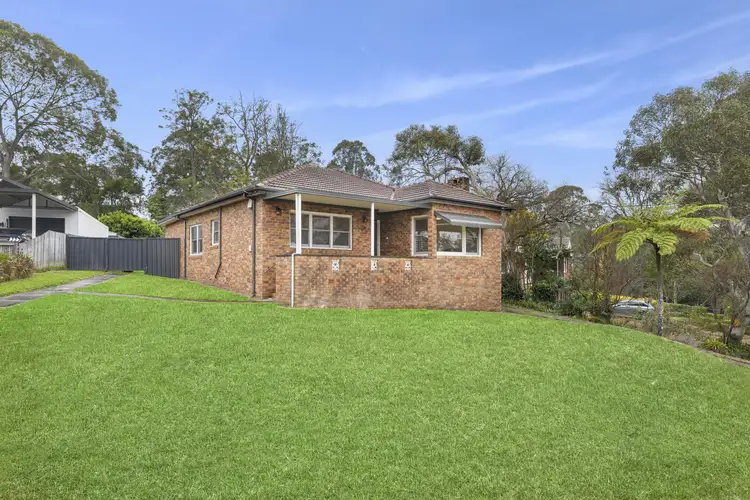 25 Kooloona Crescent