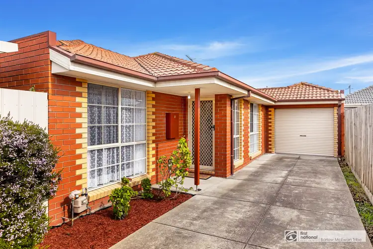 2/6 Carruthers Court, Altona Meadows VIC 3028