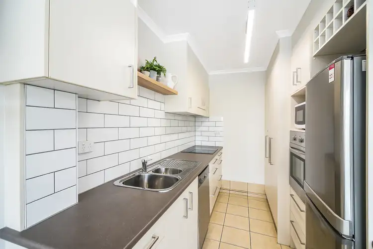 Sixth view of Homely unit listing, 5/26 River Esplanade, Mooloolaba QLD 4557