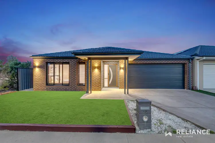 27 Freemont Circuit, Truganina VIC 3029