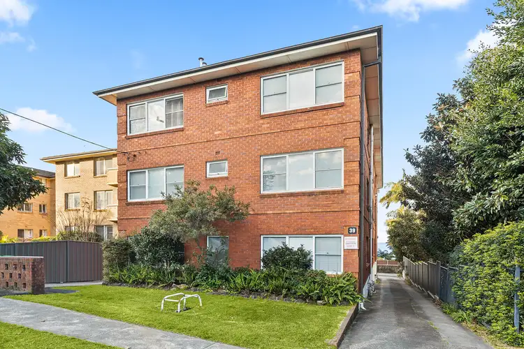 Second view of Homely unit listing, 4/39 Corrimal Street, Wollongong NSW 2500