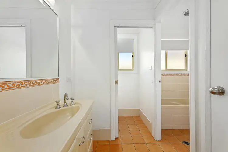 Sixth view of Homely house listing, 8 Banks Street, Tamworth NSW 2340