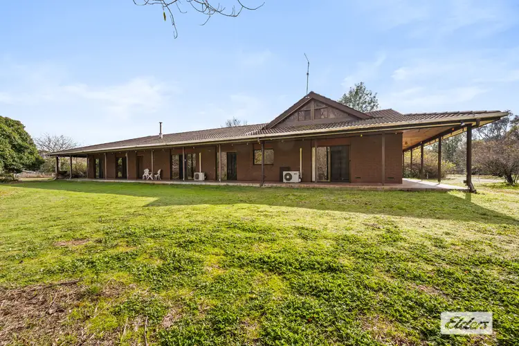 12 Five Chain Road, Jindera NSW 2642