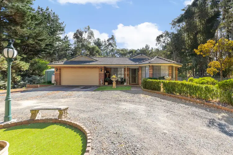 405 Black Forest Drive, Macedon VIC 3440