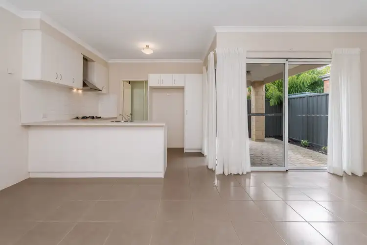 Sixth view of Homely house listing, 2/5 Bantam Link, Southern River WA 6110