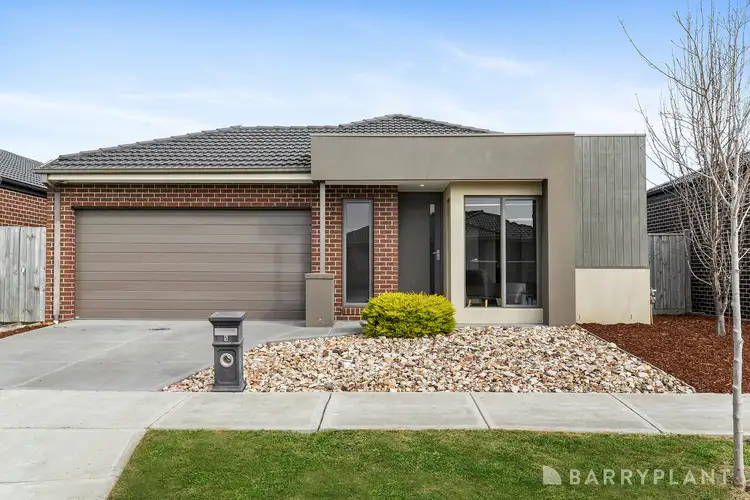 5 Oxbow Street, Mickleham VIC 3064