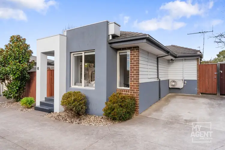 2/27 Erskine Avenue, Reservoir VIC 3073