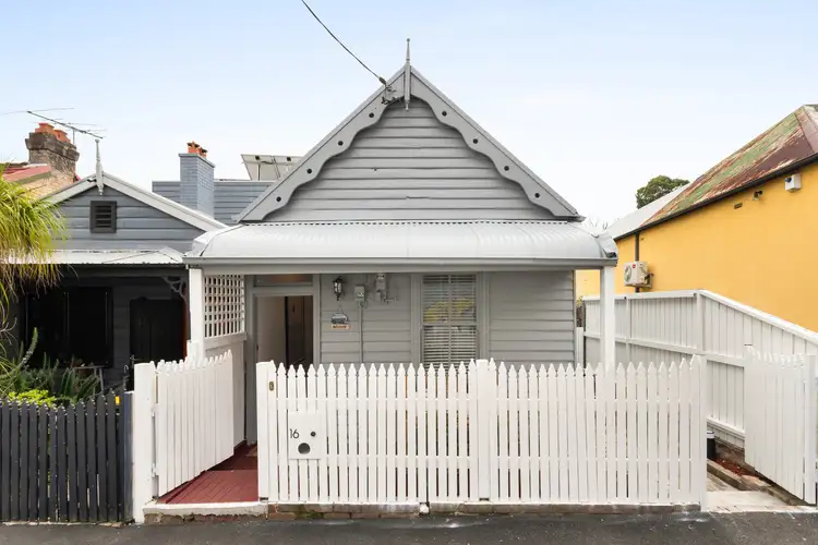16 Water Street, Annandale NSW 2038