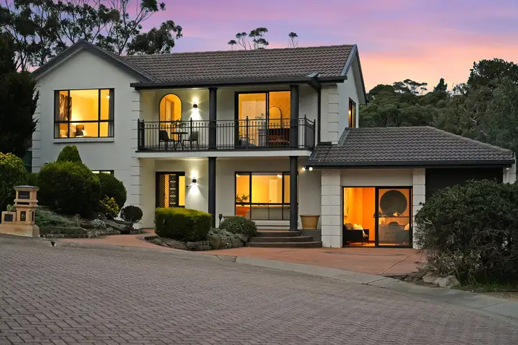 6 Stilton Walk, Happy Valley SA 5159
