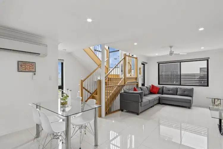 Second view of Homely townhouse listing, 1/727 Old Cleveland Road, Carina QLD 4152