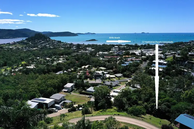 17 Yachtsman Parade, Cannonvale QLD 4802