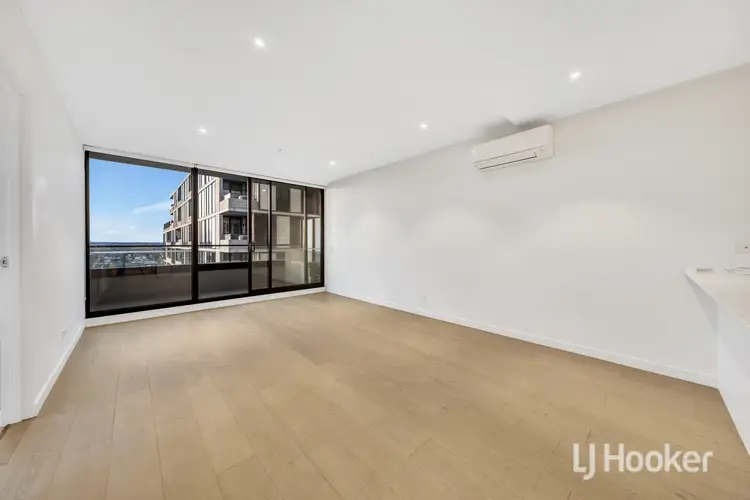 1608/40 Hall Street