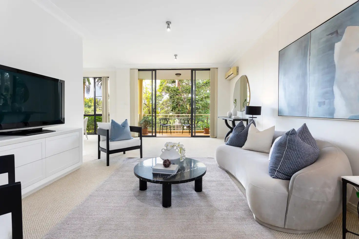 Main view of Homely apartment listing, 1/2 Holdsworth Avenue, Elizabeth Bay NSW 2011