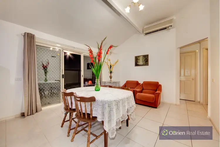 Fifth view of Homely house listing, 6 Fraser Court, Cranbourne North VIC 3977