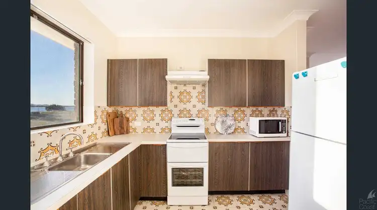 Sixth view of Homely unit listing, 10/88-90 Head Street, Forster NSW 2428