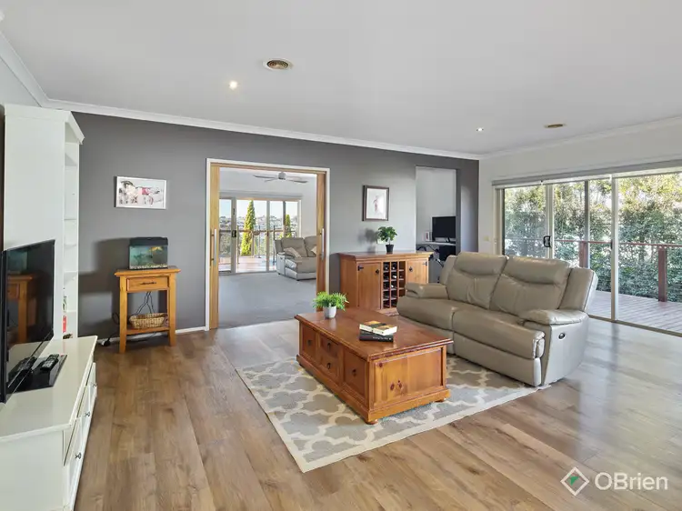 Fourth view of Homely house listing, 5 Cypress Court, Drouin VIC 3818