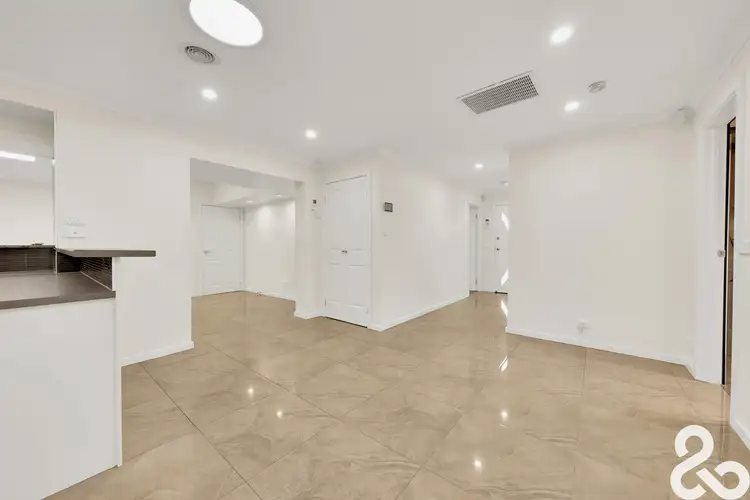 Fifth view of Homely house listing, 2 Norwood Road, Mill Park VIC 3082