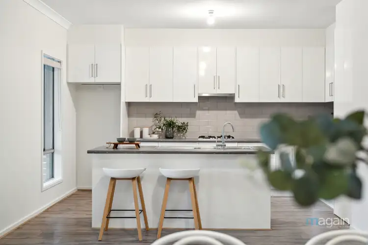 Fifth view of Homely house listing, 2/9 Sapphire Way, Aldinga Beach SA 5173