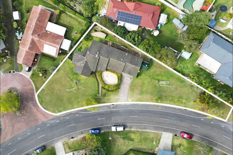 Second view of Homely house listing, 98 Merridown Drive, Merrimac QLD 4226