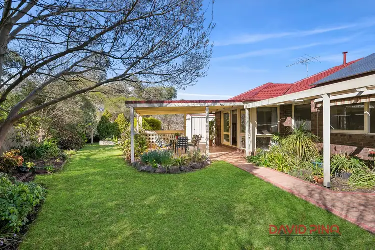 2 Cawl Court, Sunbury VIC 3429