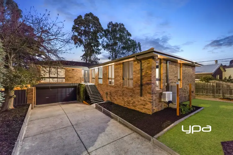 4 Henty Court, Sunbury VIC 3429