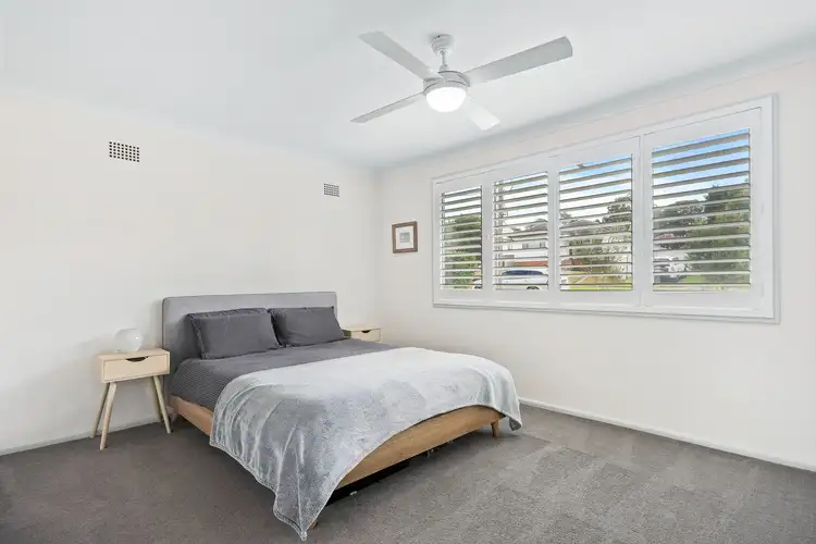 Fifth view of Homely house listing, 37 Athabaska Avenue, Seven Hills NSW 2147