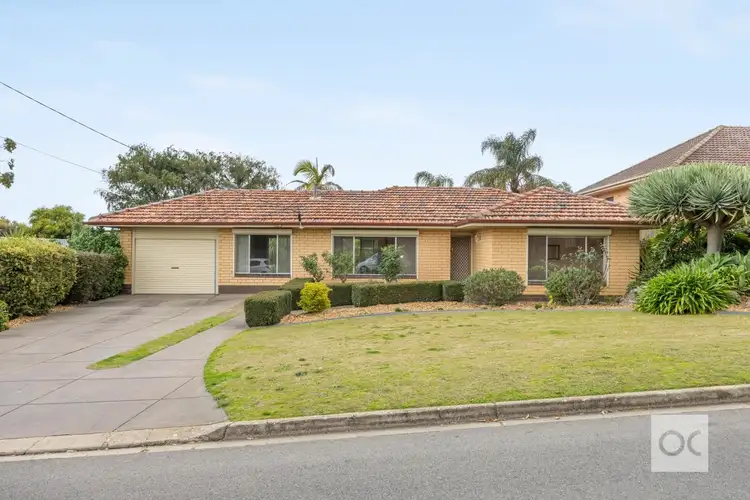 27 Suzanne Avenue, Morphett Vale SA 5162