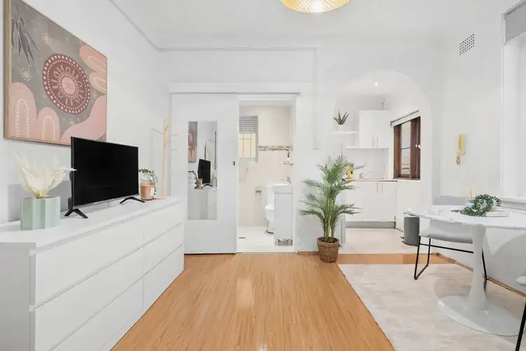 Second view of Homely studio listing, 3/37 Roslyn Street, Potts Point NSW 2011