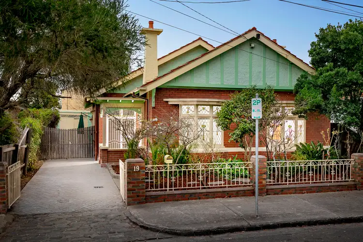 19 Loyola Avenue, Brunswick VIC 3056