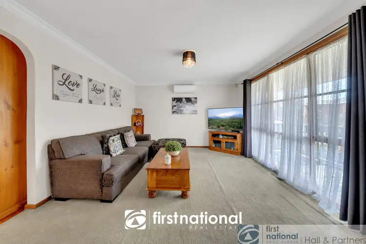 Fourth view of Homely house listing, 8 James Court, Narre Warren VIC 3805