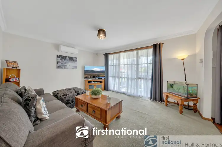 Sixth view of Homely house listing, 8 James Court, Narre Warren VIC 3805