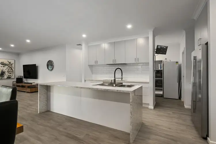 Sixth view of Homely house listing, 5 Clare Court, Rutherglen VIC 3685