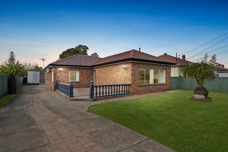 14 Adam Street, Fairfield NSW 2165