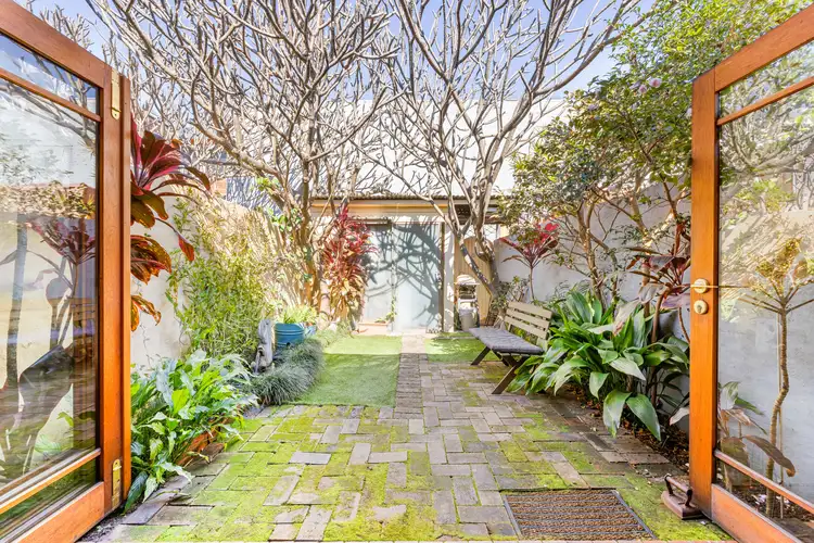 37 Thurlow Street, Redfern NSW 2016