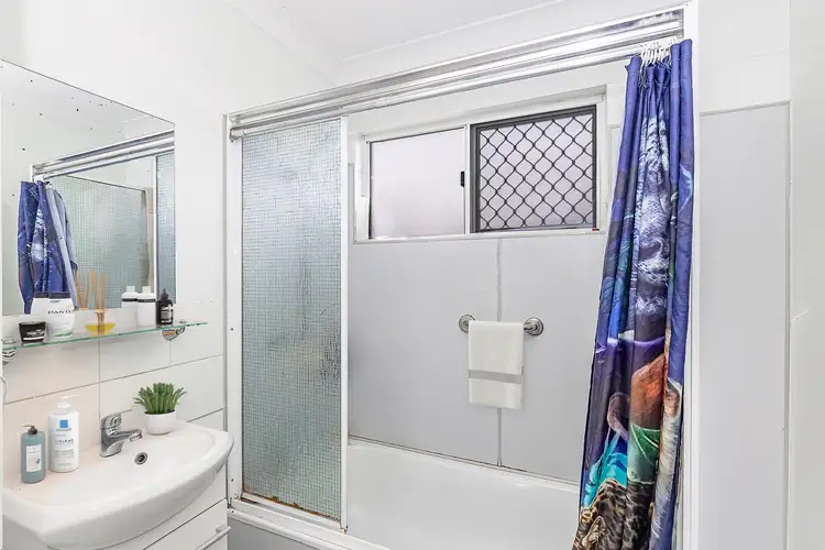 Sixth view of Homely block of units listing, 1&2/316 Pinnacle Drive, Rasmussen QLD 4815