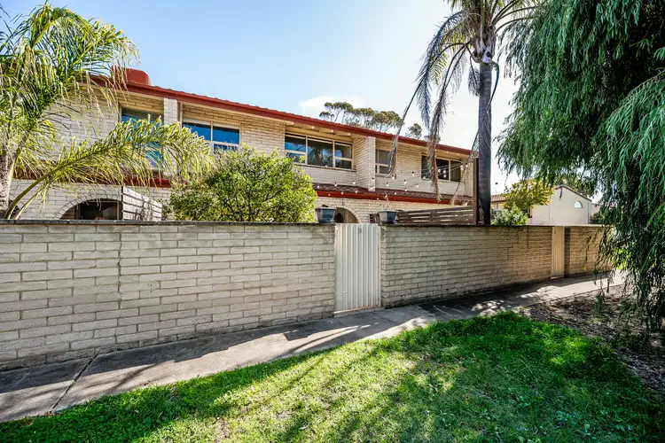 Main view of Homely house listing, 2/5 Mooloola Way, West Lakes Shore SA 5020