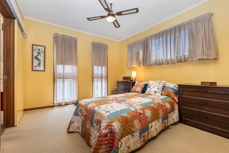 Sixth view of Homely house listing, 18 Boronia Crescent, Strathdale VIC 3550