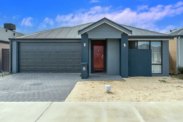 5 Mandalup Road, Haynes WA 6112