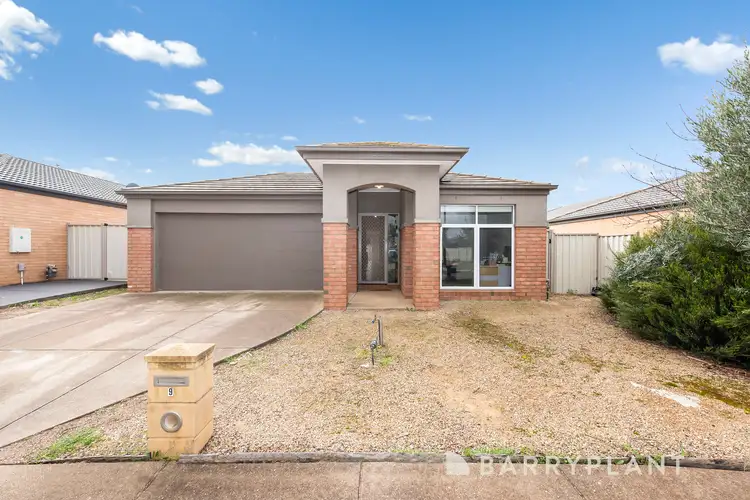 9 Red Fox Boulevard, Brookfield VIC 3338