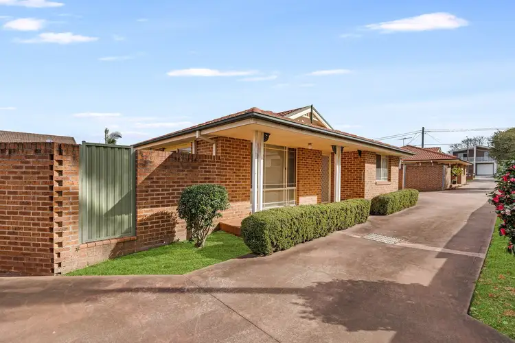 2/253 The River Road, Revesby NSW 2212