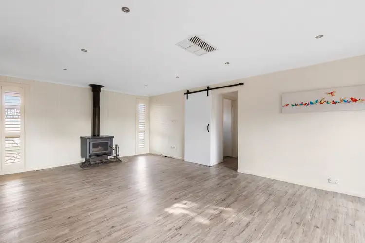 Fifth view of Homely house listing, 6 Carroll Court, Gisborne VIC 3437