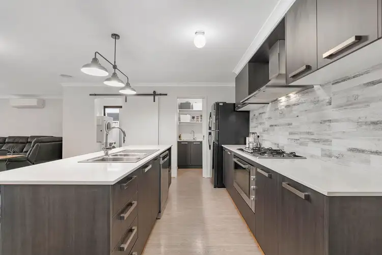Fifth view of Homely house listing, 3 Davcol Drive, Sebastopol VIC 3356