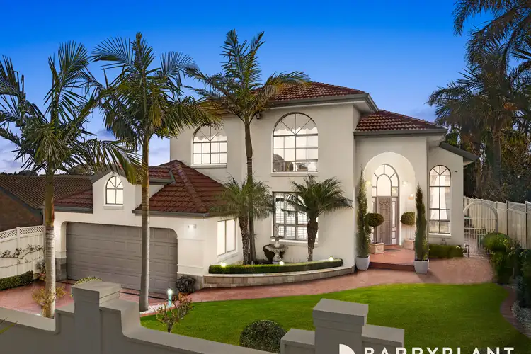100 Woolnough Drive, Mill Park VIC 3082