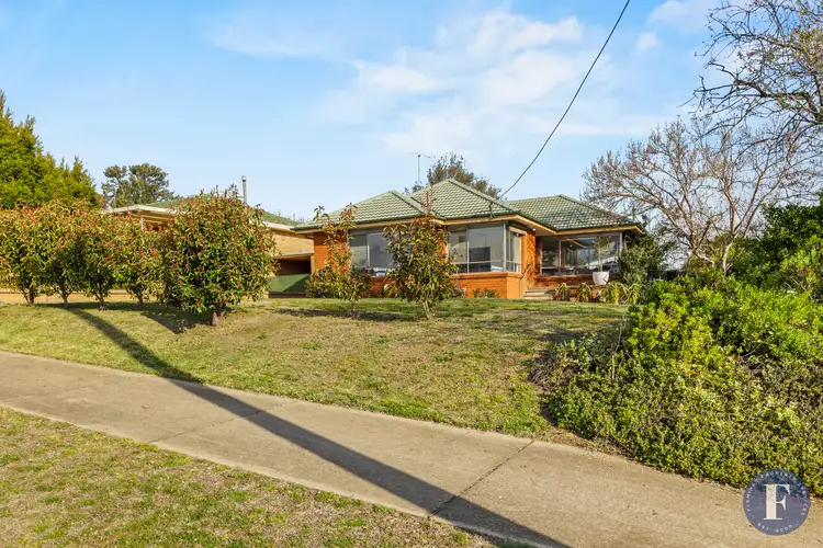 8 William Street, Young NSW 2594