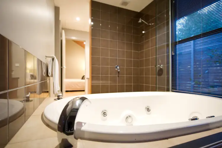 Fifth view of Homely house listing, 4/5 Swiss Mount Avenue, Hepburn Springs VIC 3461
