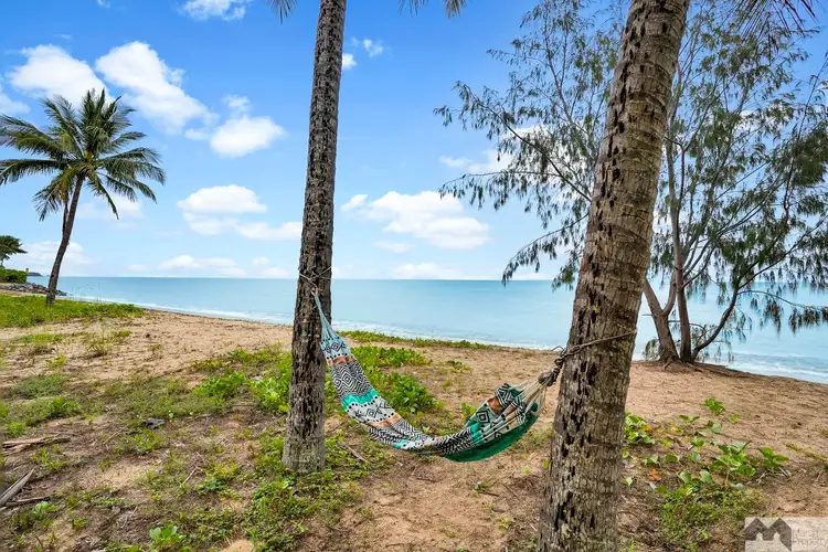 6 Coconut Street, Holloways Beach QLD 4878