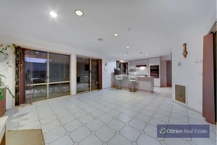 Fifth view of Homely house listing, 51 Bemersyde Drive, Berwick VIC 3806