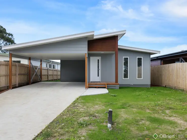 4 Charlton Rise, Dalyston VIC 3992