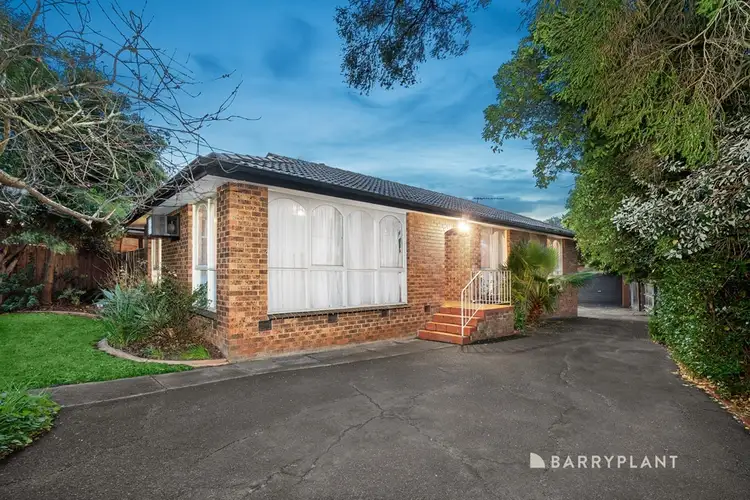 5 Selkirk Avenue, Wantirna VIC 3152