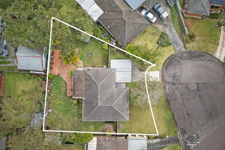 Second view of Homely house listing, 21 Cooinda Crescent, Narara NSW 2250